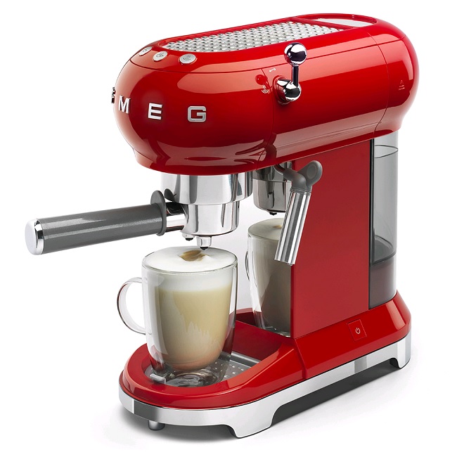 Smeg 50's Retro style Espresso Coffee Machine Red | ECF01RDUK - Image 2
