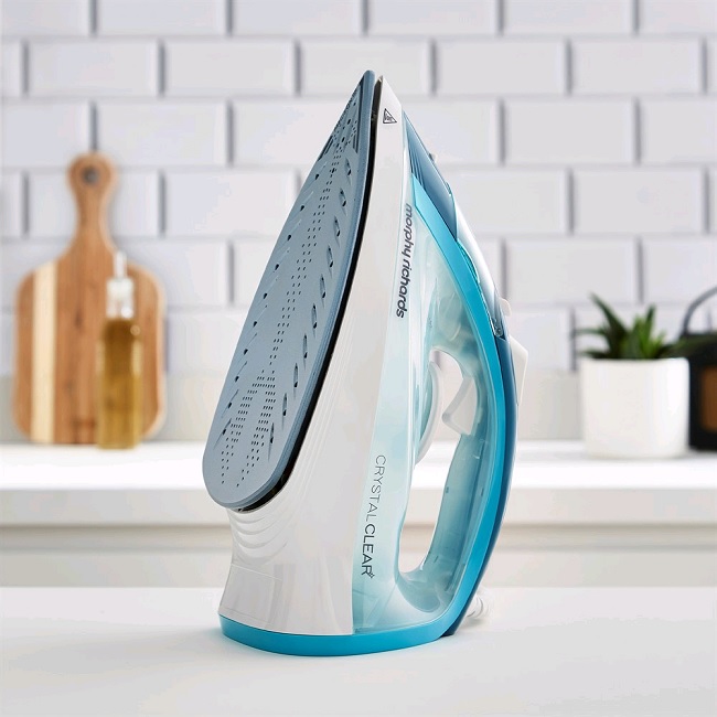 Morphy Richards Crystal Clear Steam Iron 300300 Morphy Richards Crystal Clear Steam Iron 300300