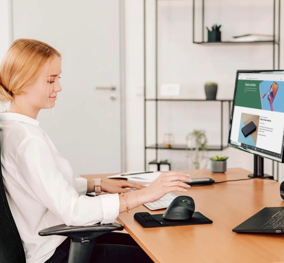 Hama EMW-500 Ergonomic Wireless Mouse - Black | 370396 - Image 6