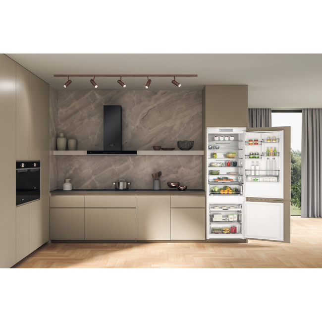 Whirlpool Built-in Total No Frost Fridge Freezer - White | WHSP70T122UK - Image 6