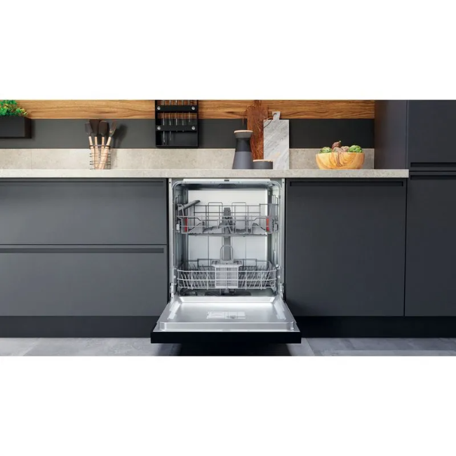 Hotpoint Dishwasher  Semi-Integrated - Black | H3BL626BUK - Image 2