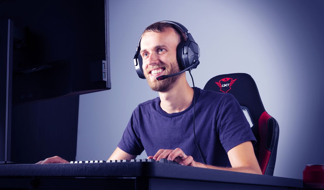 Trust GXT 4371 Multiplatform Ward Gaming Headset - Black | T23799 - Image 7