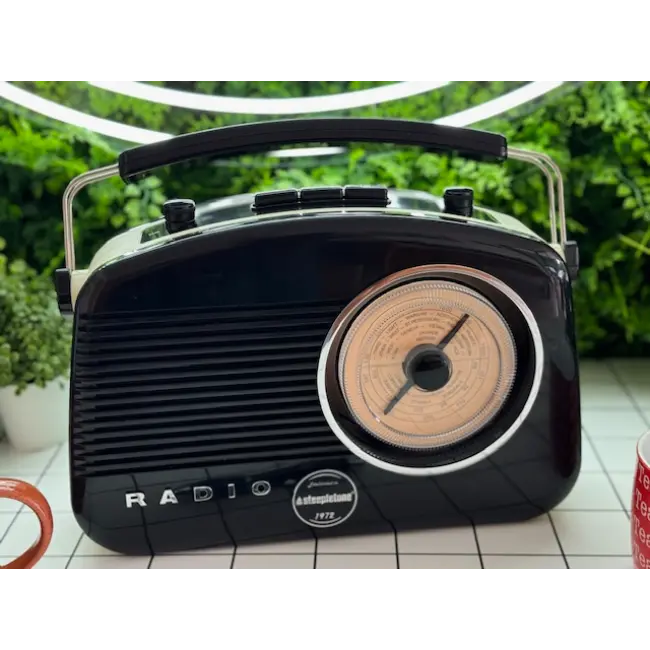 Steepletone Retro Radio With Bluetooth | Black & Cream | BRIGHTON-BKBT