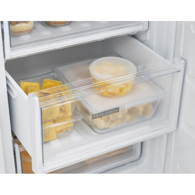 Whirlpool freestanding fridge freezer - White | W5821EWUK - Image 8