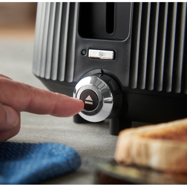 Russell Hobbs Bronte 4 Slice Toaster | Black | 26770 - Image 2