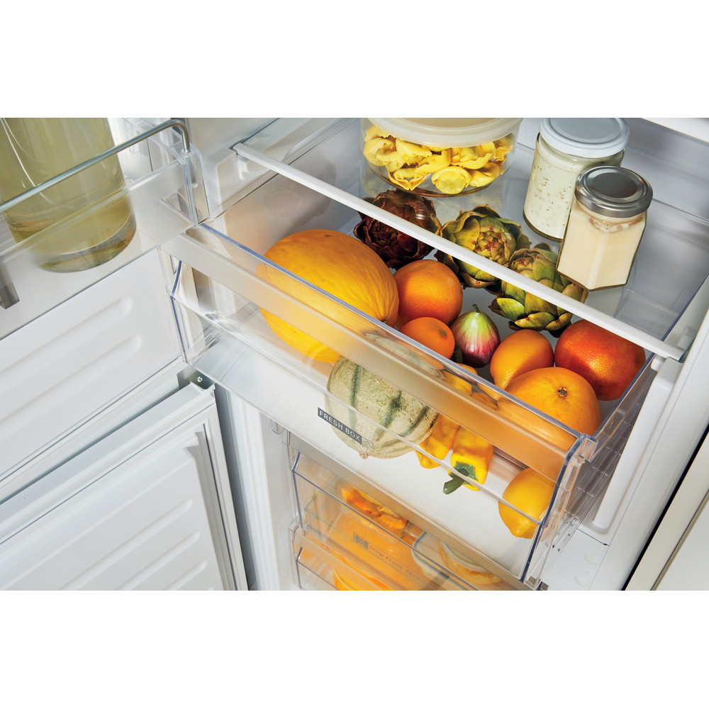 Whirlpool Built in Fridge Freezer - White  | ART6550SF1 - Image 4