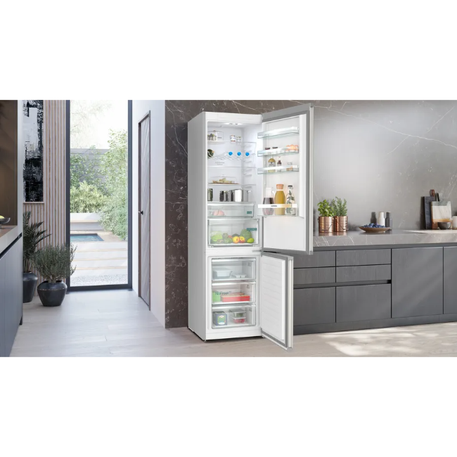 Siemens IQ300 Free-Standing Fridge-Freezer - Inox | KG39NXIBF - Image 8
