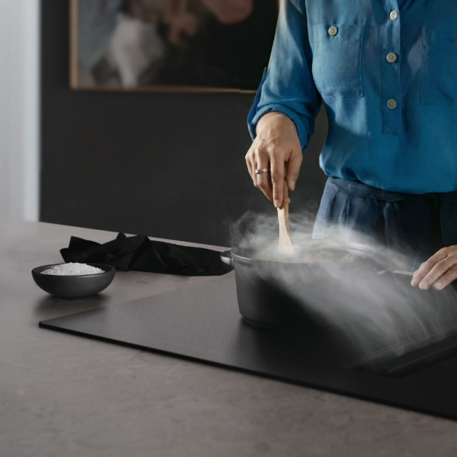 Siemens IQ700 Induction Hob with Integrated Ventilation System - Matt Black | EX81AHL26E - Image 10