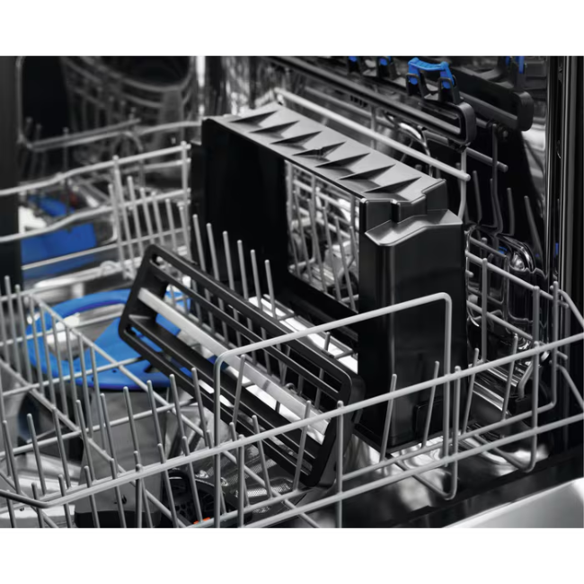 Electrolux 600 Induction Vented Extractor Hob - Black | LCC83443 - Image 10