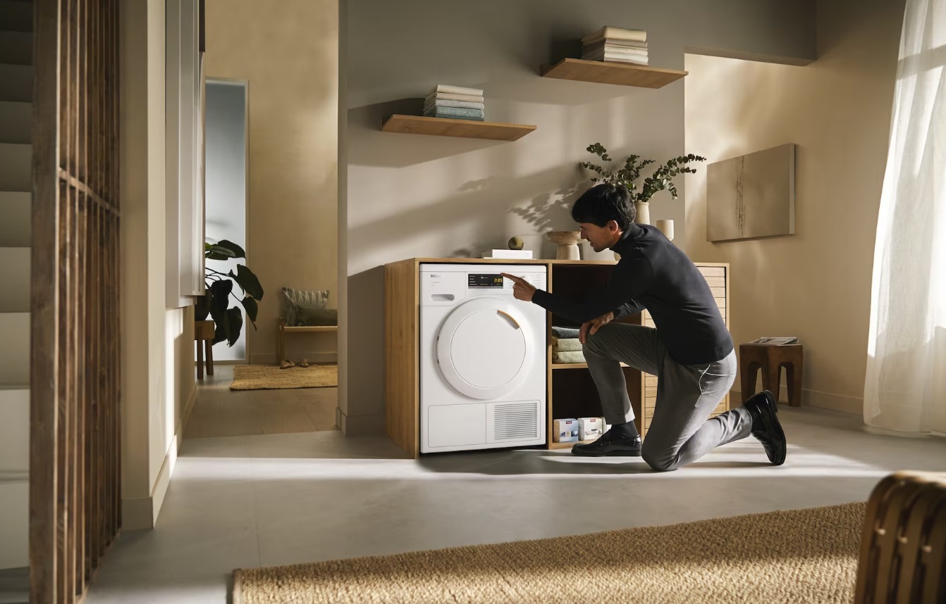Miele T1 7KG Heat Pump Tumble Dryer - White | TEA225WP - Image 4 Miele T1 7KG Heat Pump Tumble Dryer - White | TEA225WP - Image 4