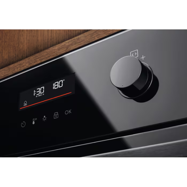 Electrolux 500 SurroundCook Pyrolytic Built-in Single Oven - Black | EOM6P46K - Image 5
