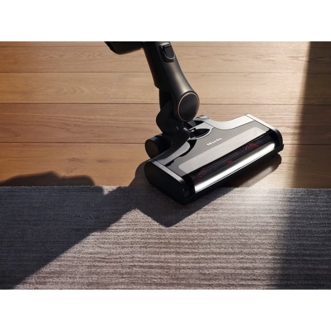 Miele Triflex HX2 Cat & Dog Cordless Vacuum - Black | 11819180 - Image 8 Miele Triflex HX2 Cat & Dog Cordless Vacuum - Black | 11819180 - Image 8