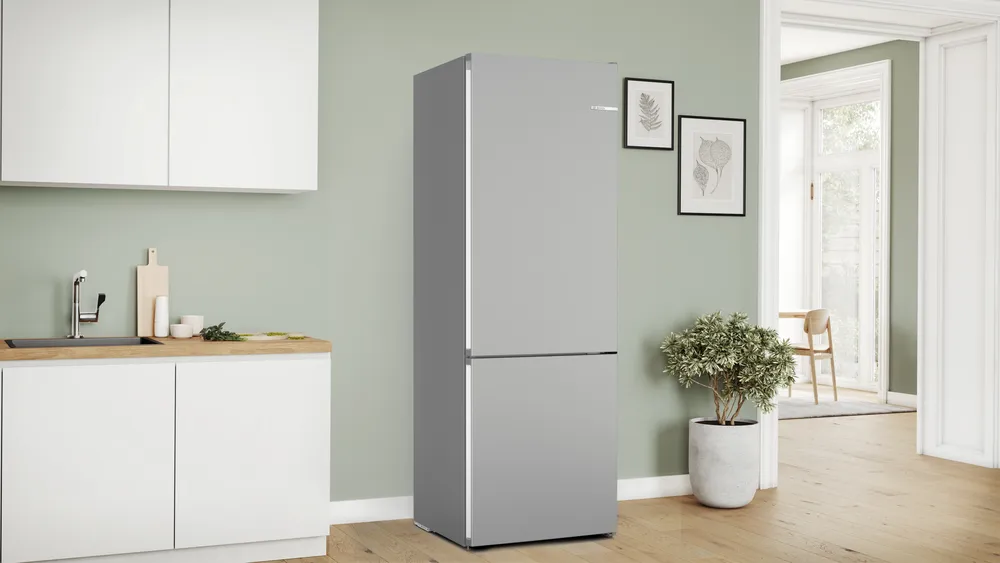 Bosch Series 4 Fridge Freezer - Stainless Steel | KGN492LDFG - Image 2