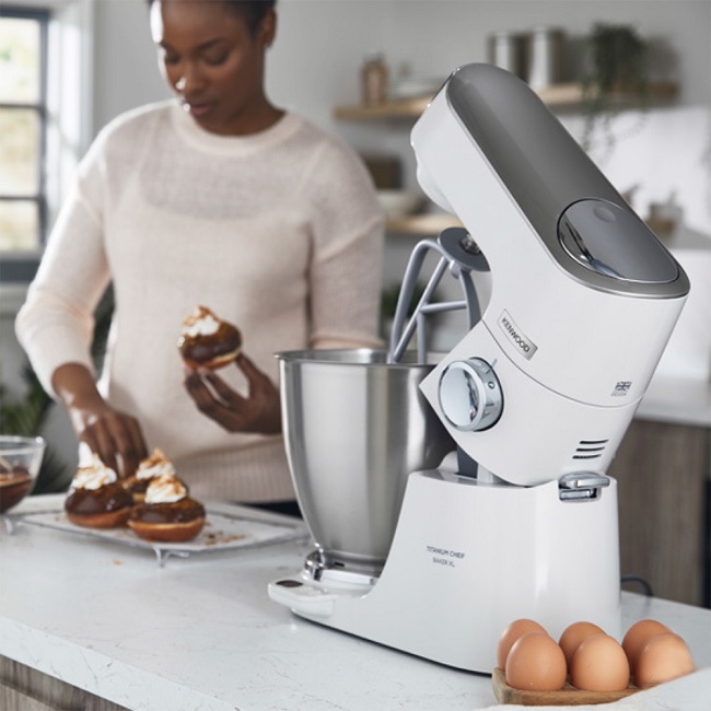 KENWOOD TITANIUM CHEF BAKER XL STAND MIXER KEN