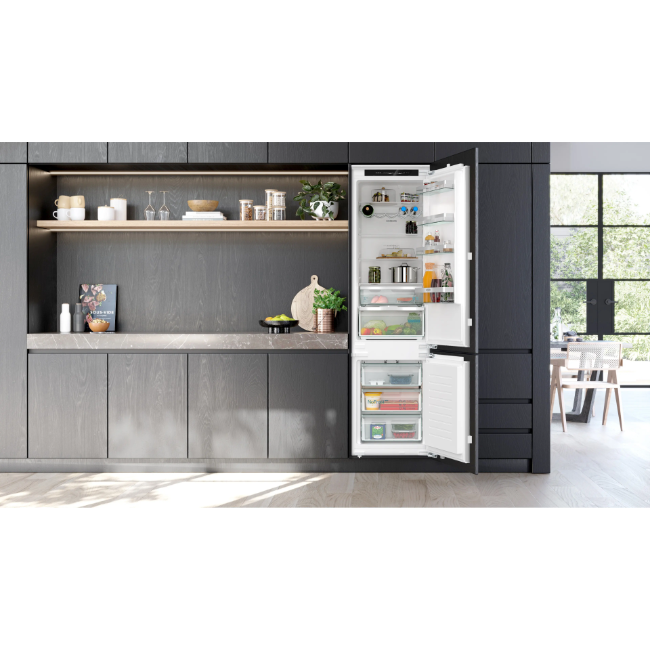Siemens IQ300 Built-In Fridge-Freezer - White | KI96NVFD0 - Image 5