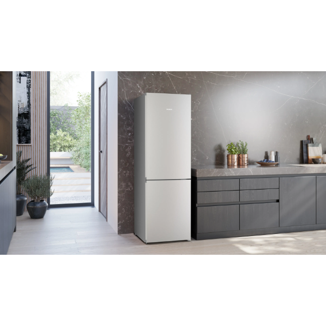 Siemens IQ300 Freestanding Fridge Freezer - Silver | KG36NVICG - Image 2