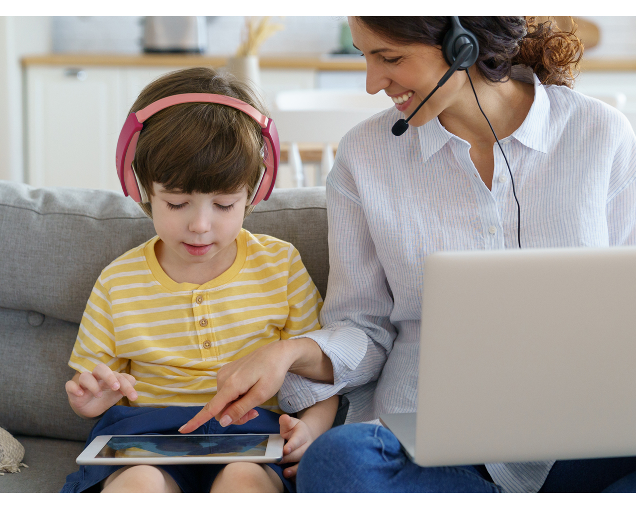 JVC TINYPHONES Wireless Headphones for Kids - Pink | HAKD10WPE - Image 10