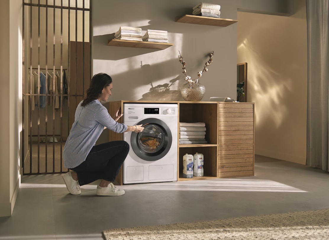 Miele 8KG 1400sp Washing Machine - White | WEB685WCS - Image 4