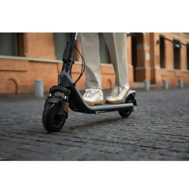 Segway Ninebot eKick Scooter E2 Pro D | Black | KICKE2PROD  - Image 7 Segway Ninebot eKick Scooter E2 Pro D | Black | KICKE2PROD  - Image 7