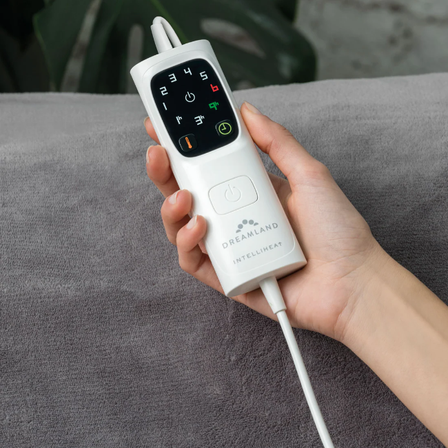 Dreamland Luxury Snuggle Up Heated Throw | Grey | 16707 - Image 3