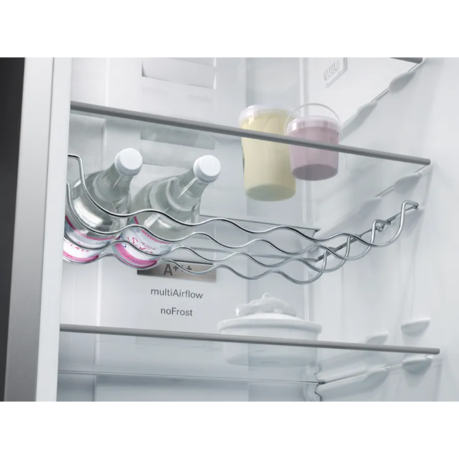 Siemens IQ500 Built-In Larder Fridge - White | KI81RADD0G - Image 4