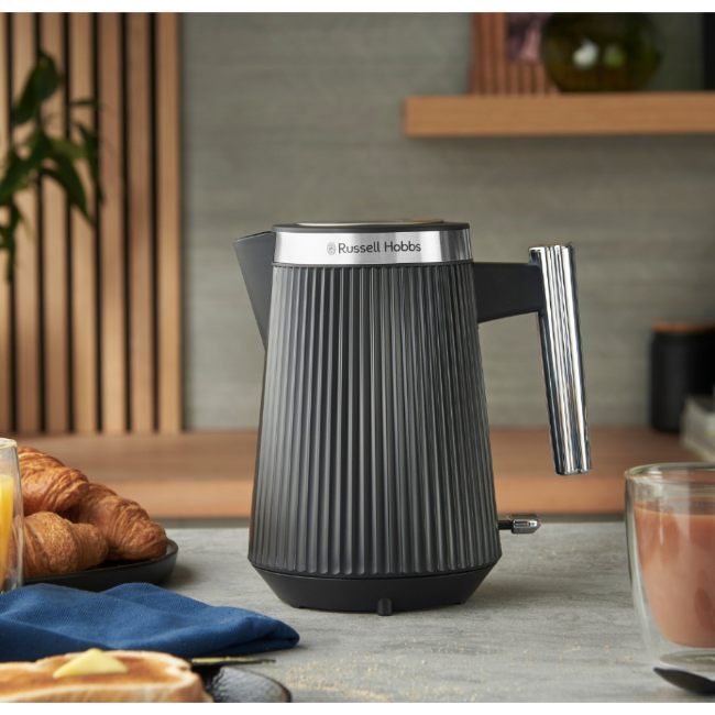 Russell Hobbs Bronte  Kettle 1.7l | Black | 26750 - Image 2