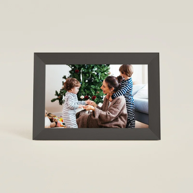 Aura Carver 10" Digital Photo Frame - Black | AF905-BLK - Image 2