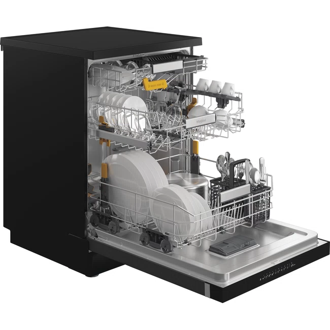 Whirlpool Maxi Space Freestanding Dishwasher - Black | W8FHS61BSUK - Image 3