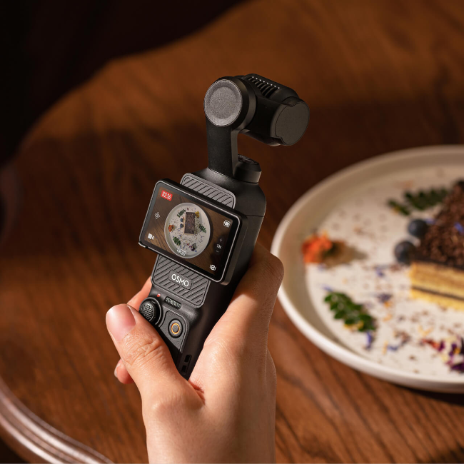 Dji Osmo Pocket 3 Creator Combo - Black | CPOS.00000302.02 - Image 8 Dji Osmo Pocket 3 Creator Combo - Black | CPOS.00000302.02 - Image 8