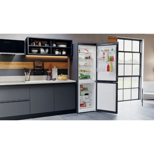 Hotpoint Freestanding Fridge Freezer - Black | H5X82OSK - Image 10 Hotpoint Freestanding Fridge Freezer - Black | H5X82OSK - Image 10