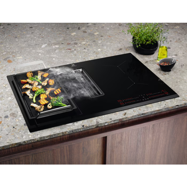 Electrolux 600 Induction Vented Extractor Hob - Black | LCC83443 - Image 8