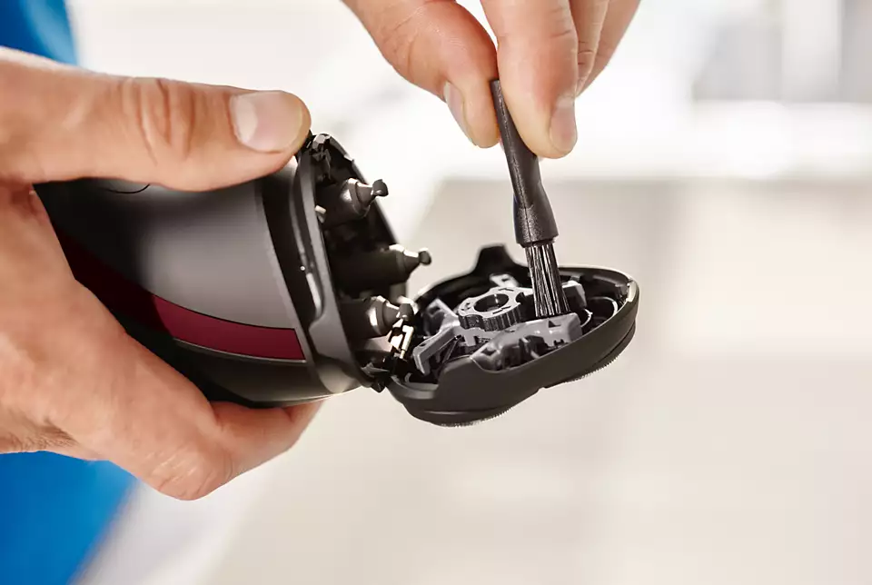 Philips Series 1000 Electric Dry Shaver | S1320/04 - Image 4