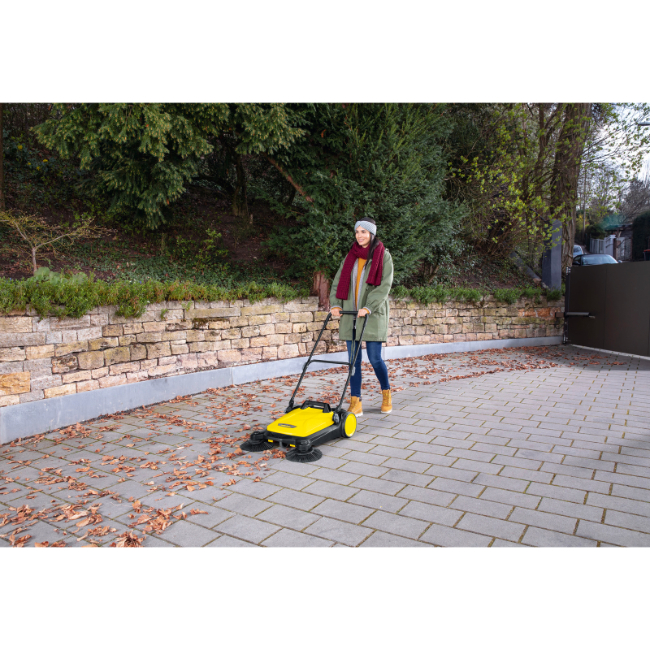 Karcher Push Sweeper Vac S 4 Twin | 1.766-362.0 - Image 3 Karcher Push Sweeper Vac S 4 Twin | 1.766-362.0 - Image 3