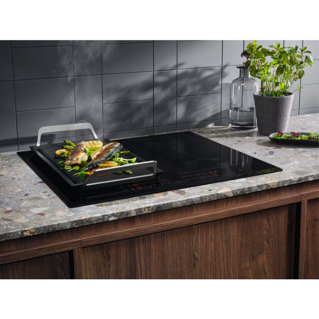 Electrolux Induction Hob 60cm - Black | KIV644 - Image 4