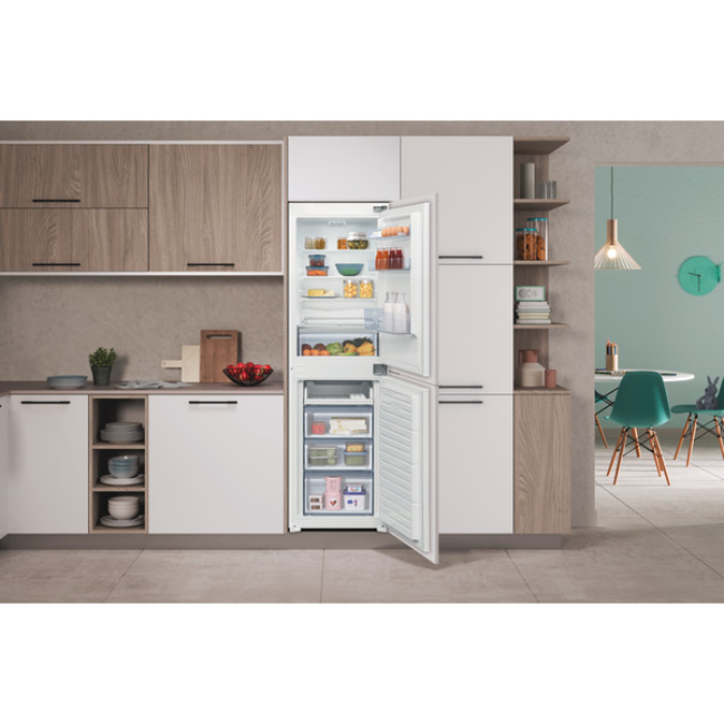 Indesit Built-in Fridge Freezer 50:50 - White | EIB150502D - Image 3