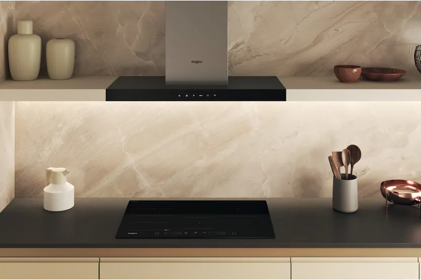 Whirlpool 77cm Induction Hob with CleanProtect | WFS1577CPNE - Image 3 Whirlpool 77cm Induction Hob with CleanProtect | WFS1577CPNE - Image 3
