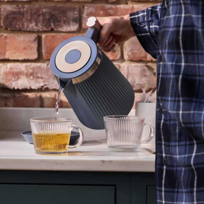 Russell Hobbs Bronte Kettle 1.7 Litres | Navy Blue | 26752 - Image 3