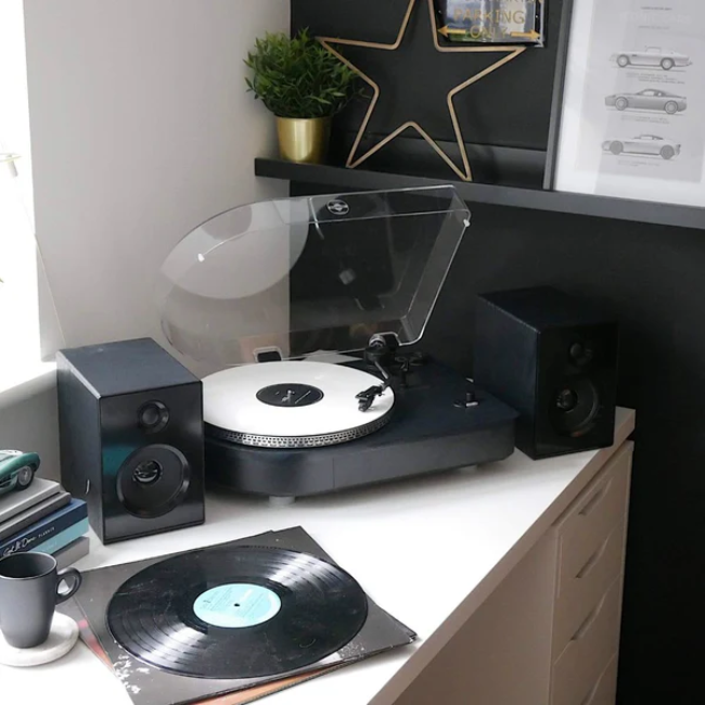 Steepletone Camden Luxury Record Player with Bluetooth - Black | CAMDEN2XPBLK - Image 6