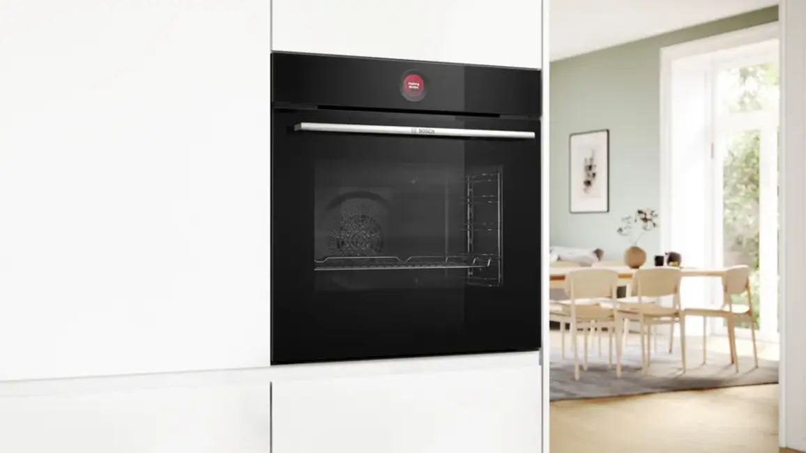 Bosch Series 8 Built-in Single Oven - Black | HBG7741B1B - Image 3