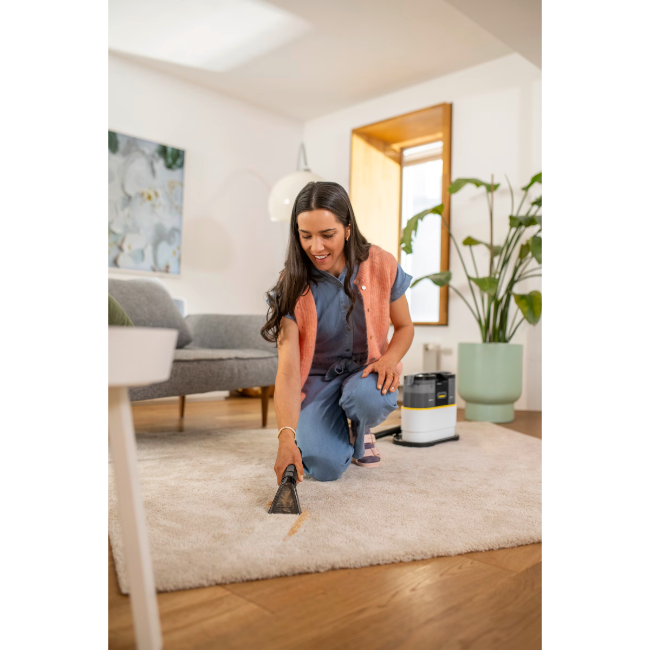 Karcher SE2 Spot Care Spot Cleaner Vacuum - White and Black | 1.081-422.0 - Image 8