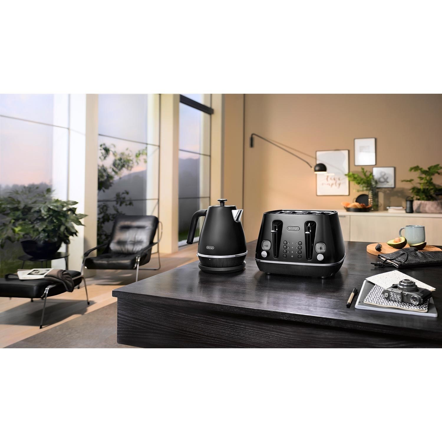 DeLonghi Distinta X 4 Slice Toaster - Matte Black | CTIN4003.BK - Image 4
