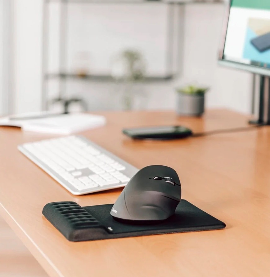 Hama EMW-500 Ergonomic Wireless Mouse - Black | 370396 - Image 5