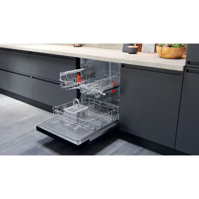 Hotpoint Dishwasher  Semi-Integrated - Black | H3BL626BUK - Image 3