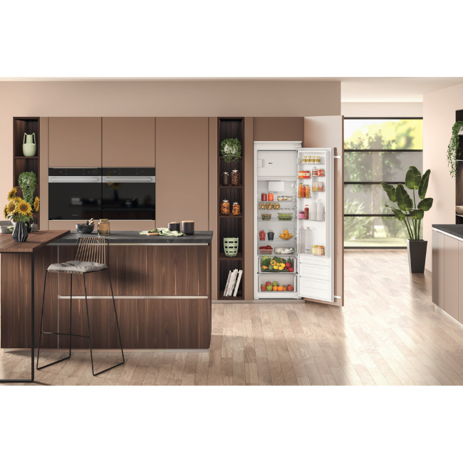 Hotpoint Integrated Fridge With Ice Box - White | HTSD184011A1 - Image 7 Hotpoint Integrated Fridge With Ice Box - White | HTSD184011A1 - Image 7