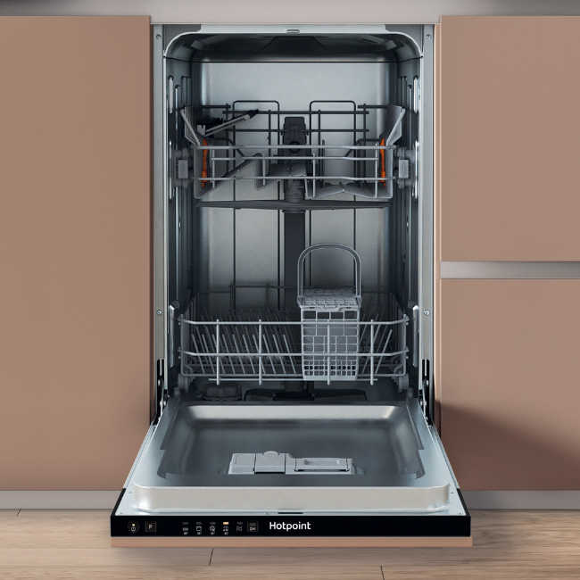Hotpoint Slimline Integrated Dishwasher | HP2IE10CS80UK - Image 3 Hotpoint Slimline Integrated Dishwasher | HP2IE10CS80UK - Image 3
