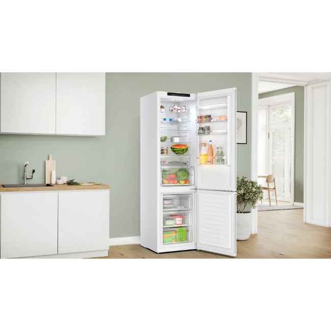 Bosch Series 4 Fridge Freezer 70/30 Split - White | KGN392WDFG - Image 3
