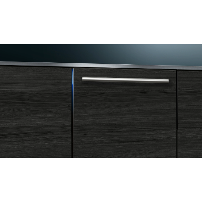 Siemens IQ500 Fully-Integrated Dishwasher - Black | SN95EX12CG - Image 2