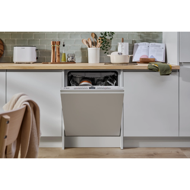 Bosch Series 6 Fully-Integrated Dishwasher - White | SMV6ZCX10G - Image 4